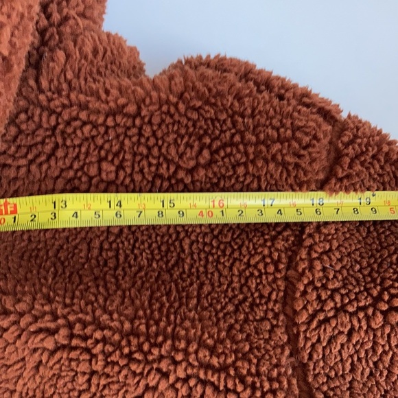 Elodie Nordstrom faux shearling rust brown, zip closure, pocket, collar jacket. - Picture 15 of 16